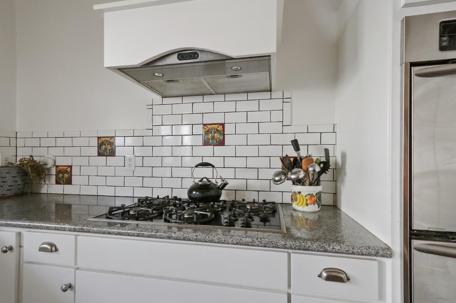 152 St, Woodland CA  95695-3132 exterior