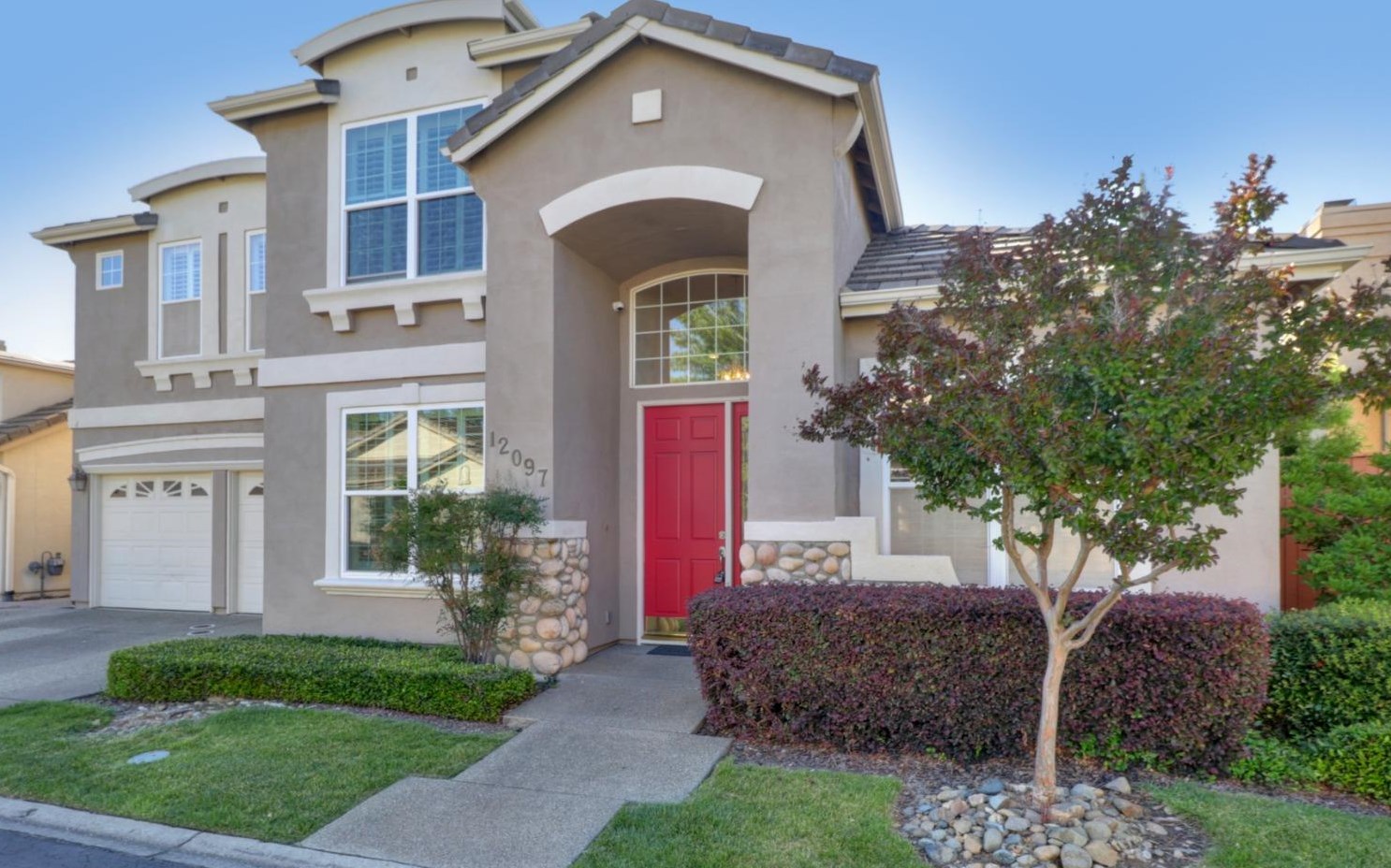 12097 Gold Pointe Ln, Rancho Cordova, CA 95670-6215