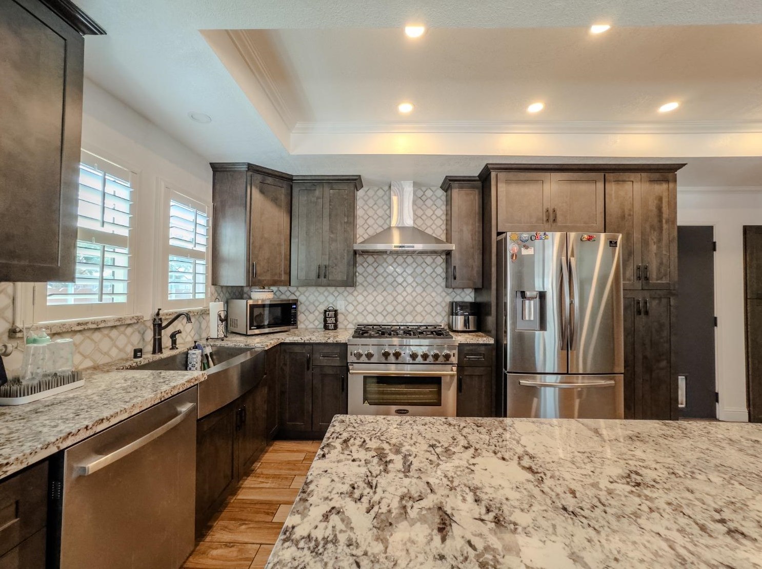 113 Hacienda Ln, Woodland CA  95695-5461 exterior