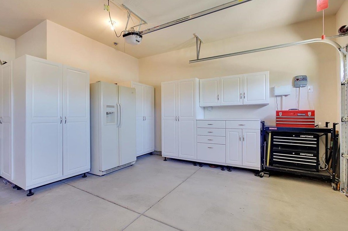 2347 Oregon Way, Yuba City CA  95991-8464 exterior