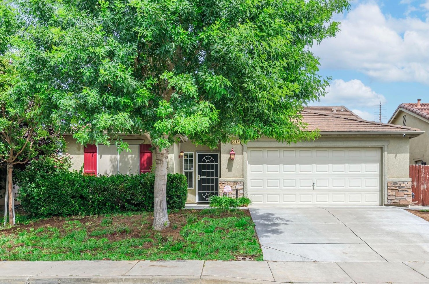 2342 N Drake Ave, Merced, CA 95348