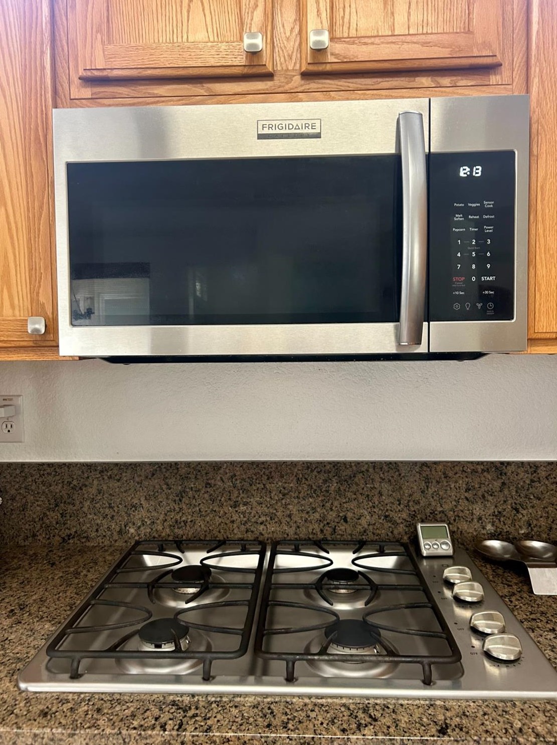 6224 Buckskin Ln, Roseville CA  95747-8073 exterior