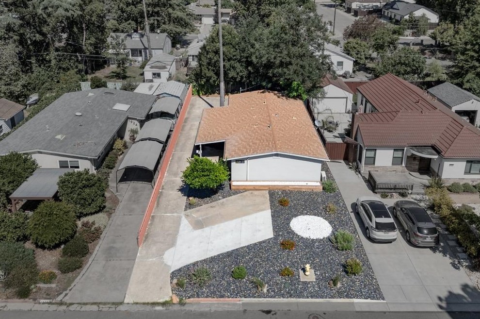 1920 Vermont Ave, West Sacramento CA  95691-4147 exterior