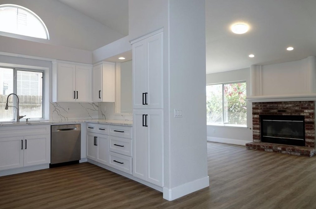 3352 Chapelle Dr, Roseville CA  95661-3950 exterior