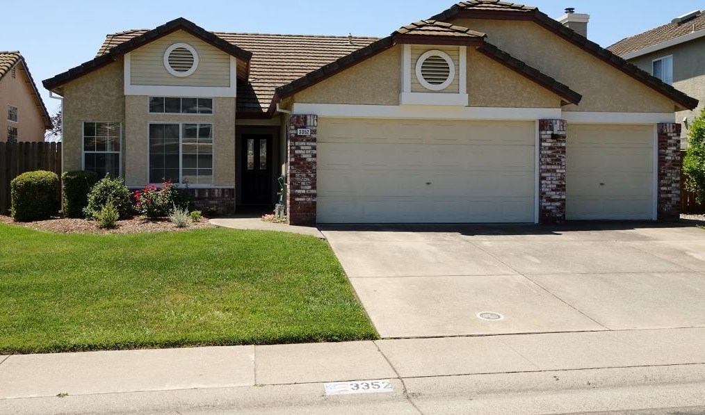 3352 Chapelle Dr, Roseville, CA 95661