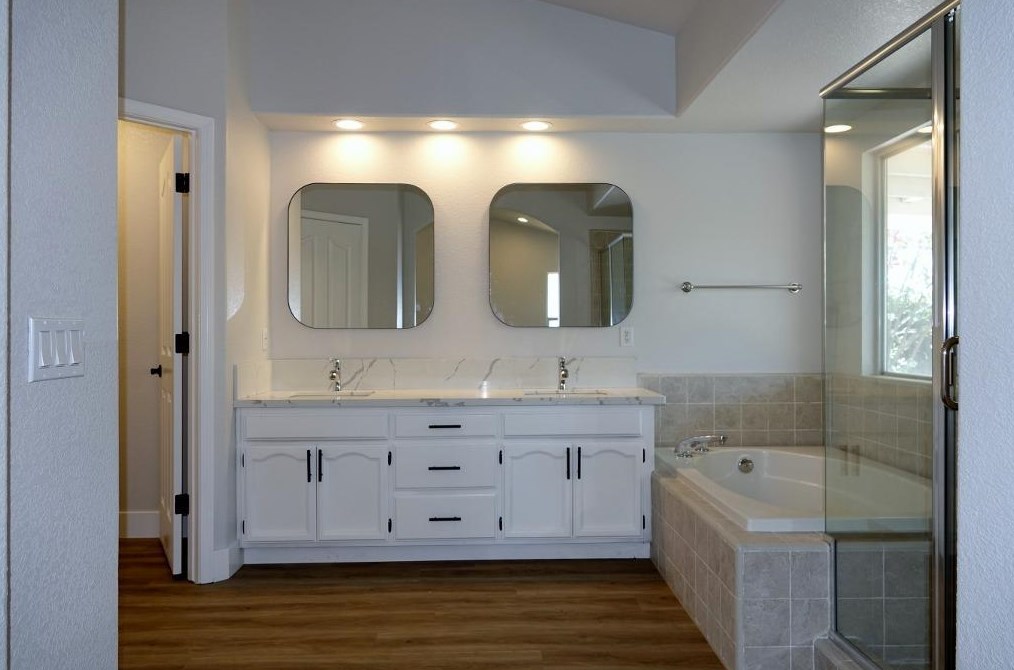 3352 Chapelle Dr, Roseville CA  95661-3950 exterior