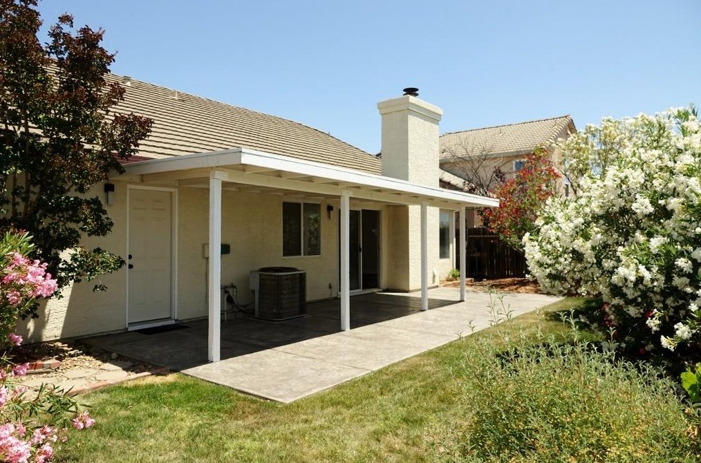 3352 Chapelle Dr, Roseville CA  95661-3950 exterior