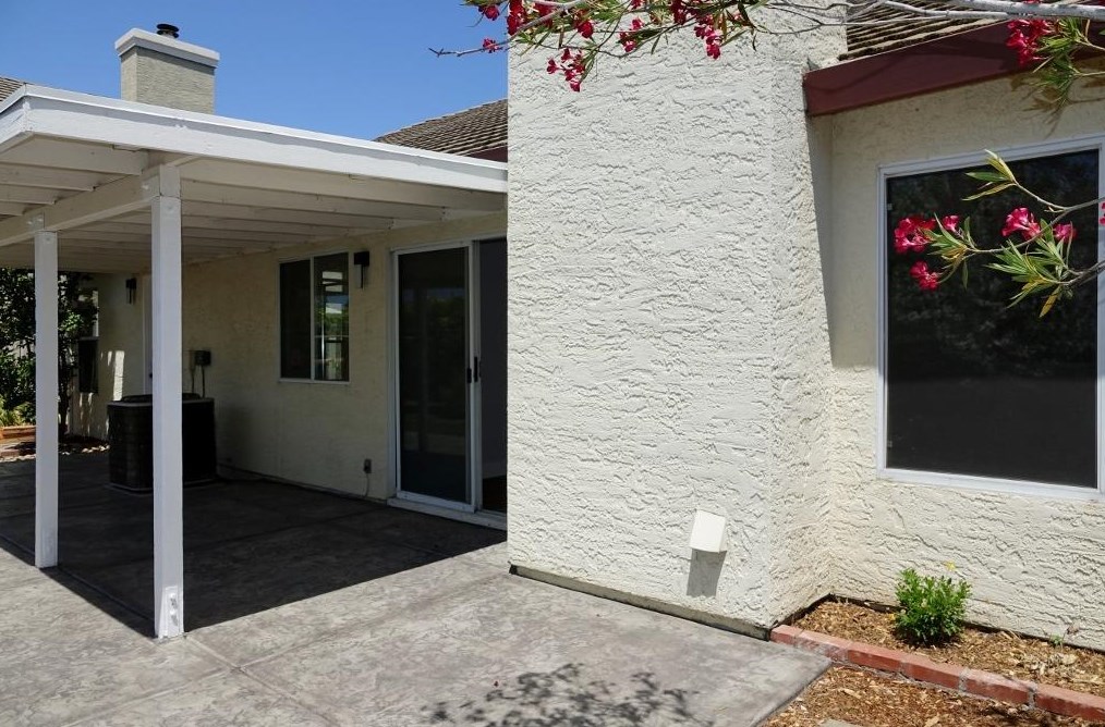 3352 Chapelle Dr, Roseville CA  95661-3950 exterior