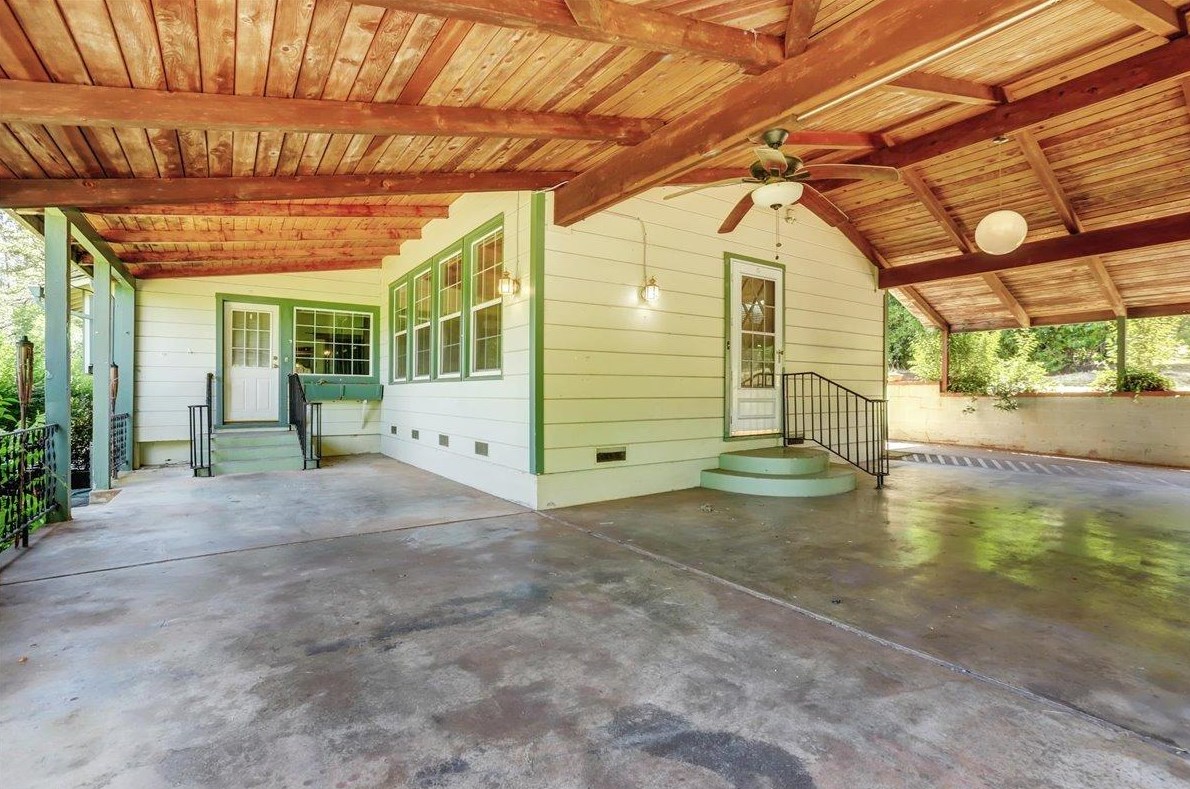 565 Shockley Rd, Auburn, CA 95603-3639