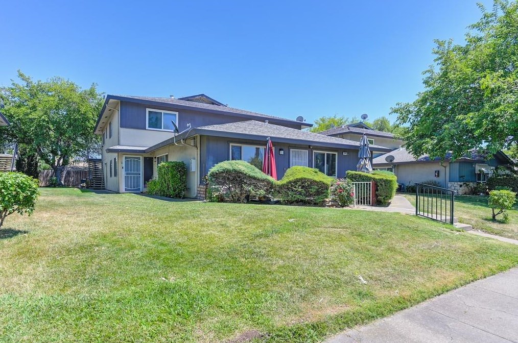 5830 Walerga Rd #3, Sacramento, CA 95842