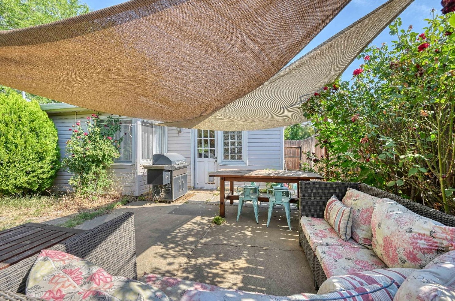 3112 Hurley Way, Sacramento CA  95864-3852 exterior