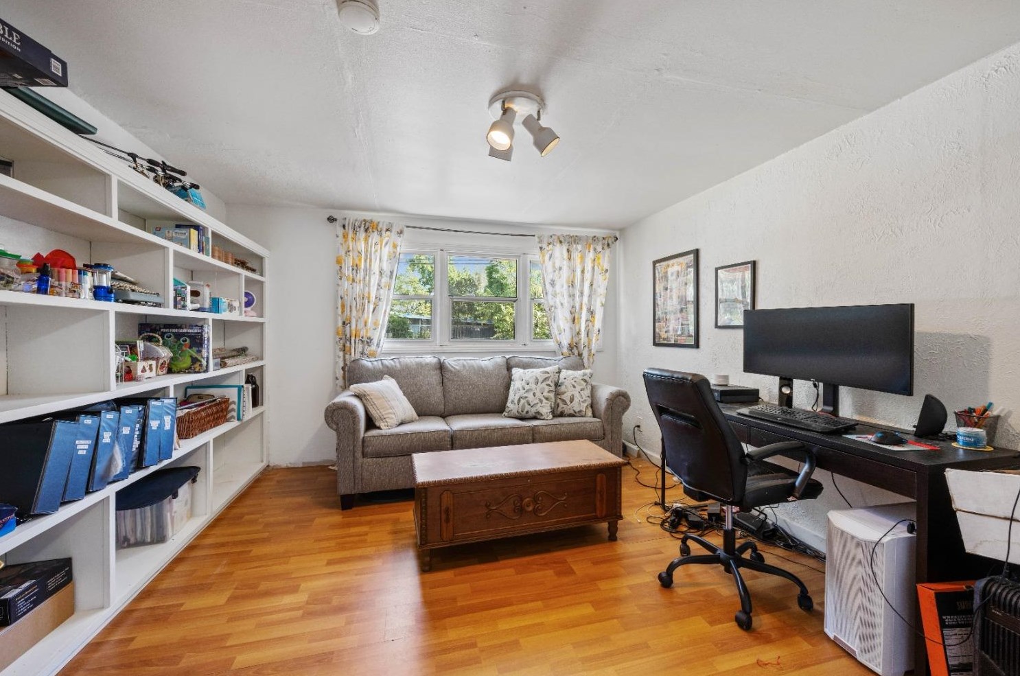 3112 Hurley Way, Sacramento CA  95864-3852 exterior