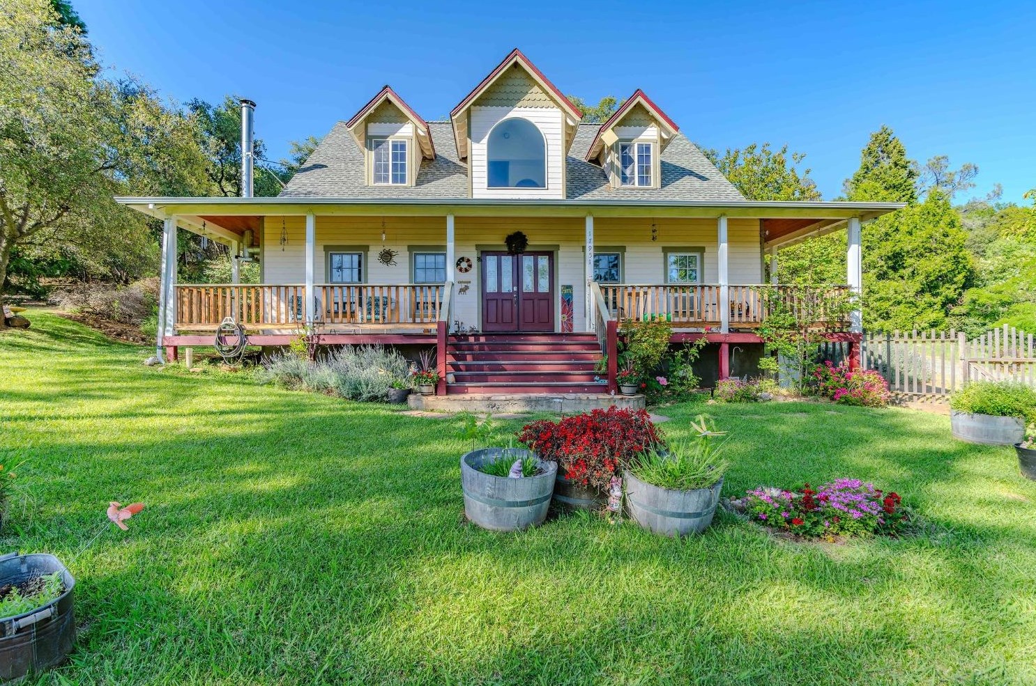 17951 Carter Ln, Jackson, CA 95642