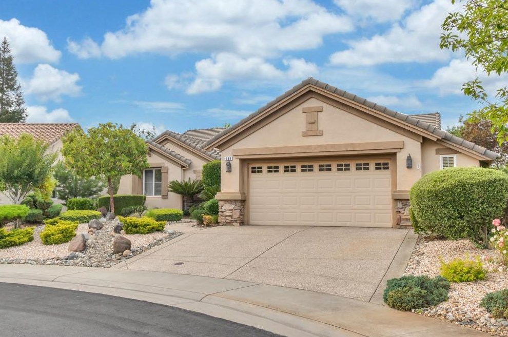 388 Cope Ridge Ct, Roseville, CA 95747-8055