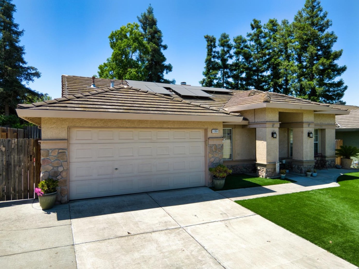 1355 E J St, Valley Home, CA 95361