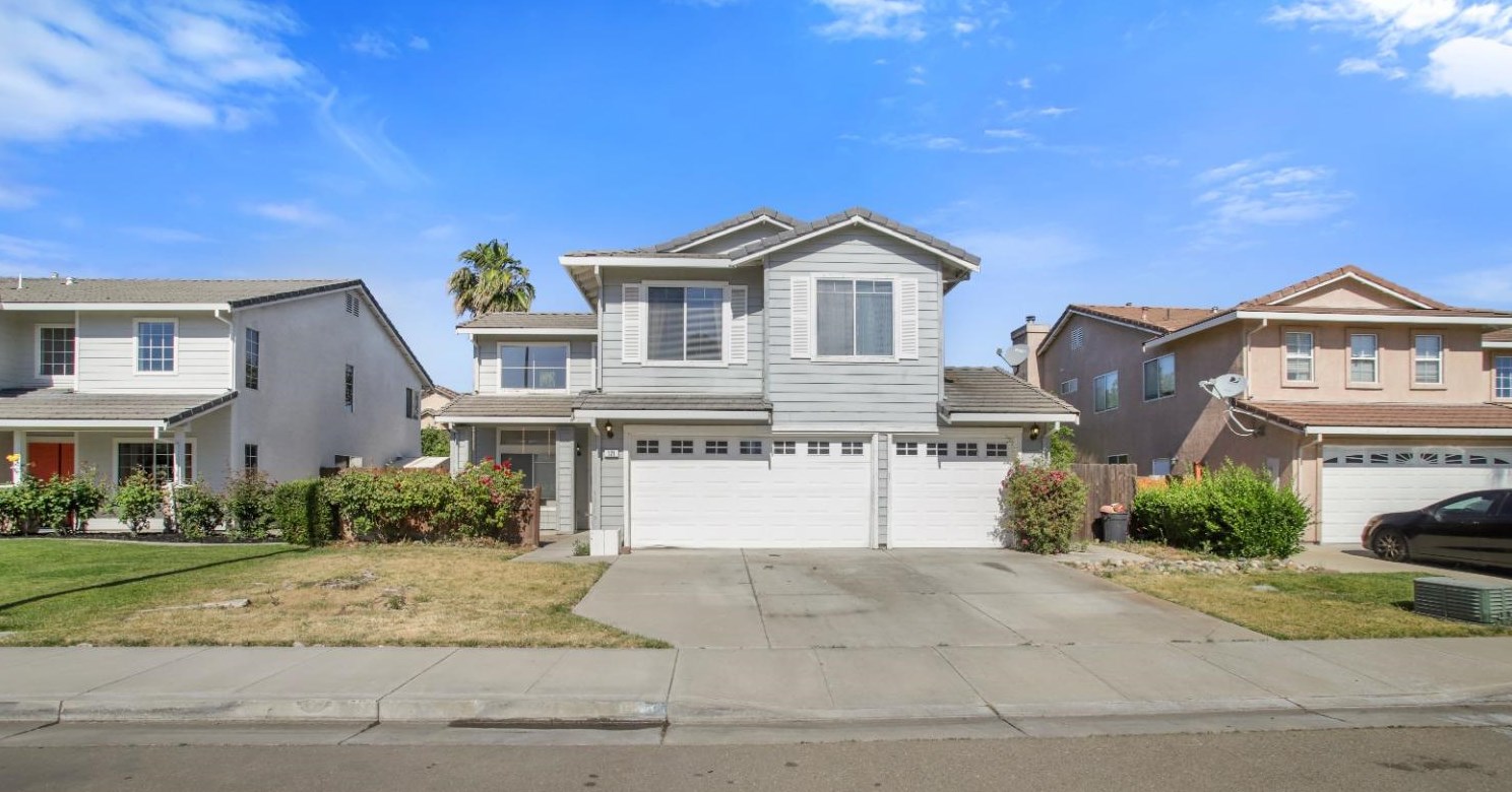 121 Ali Ct, Tracy, CA 95376-5238