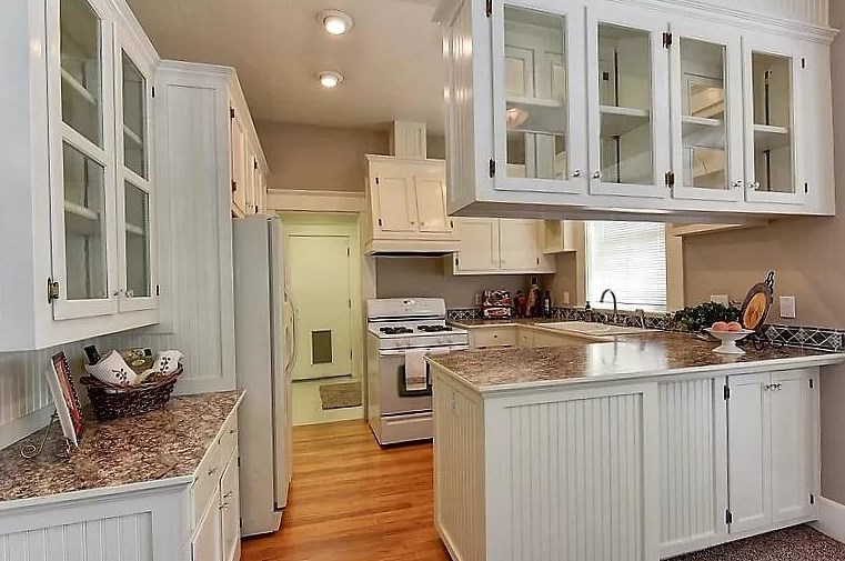 140 Pine St, Auburn, CA 95603-5247