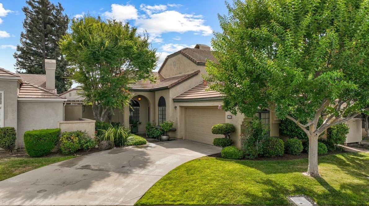 1172 Copper Cottage Ln, Modesto, CA 95355-8950