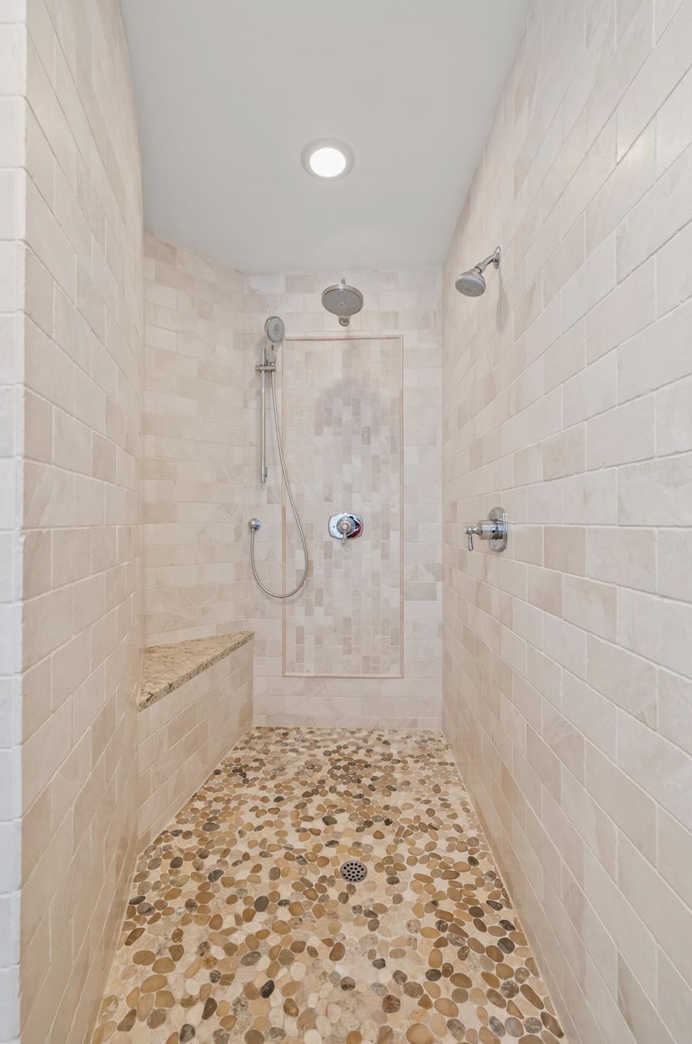 2923 Alder Point Dr, Roseville CA 95661-5181 exterior