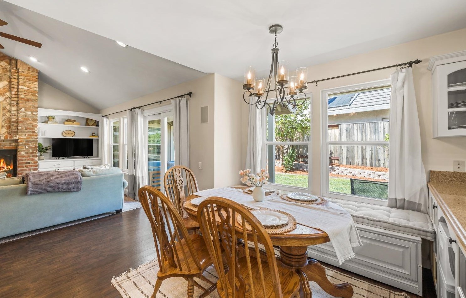 2923 Alder Point Dr, Roseville CA 95661-5181 exterior