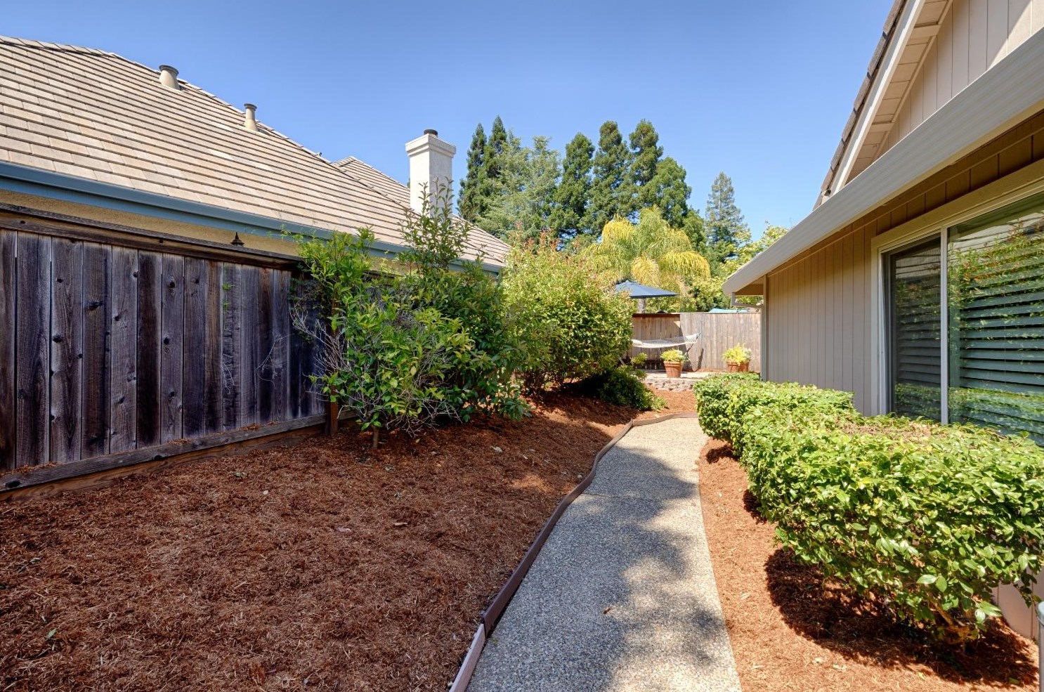 2923 Alder Point Dr, Roseville CA 95661-5181 exterior