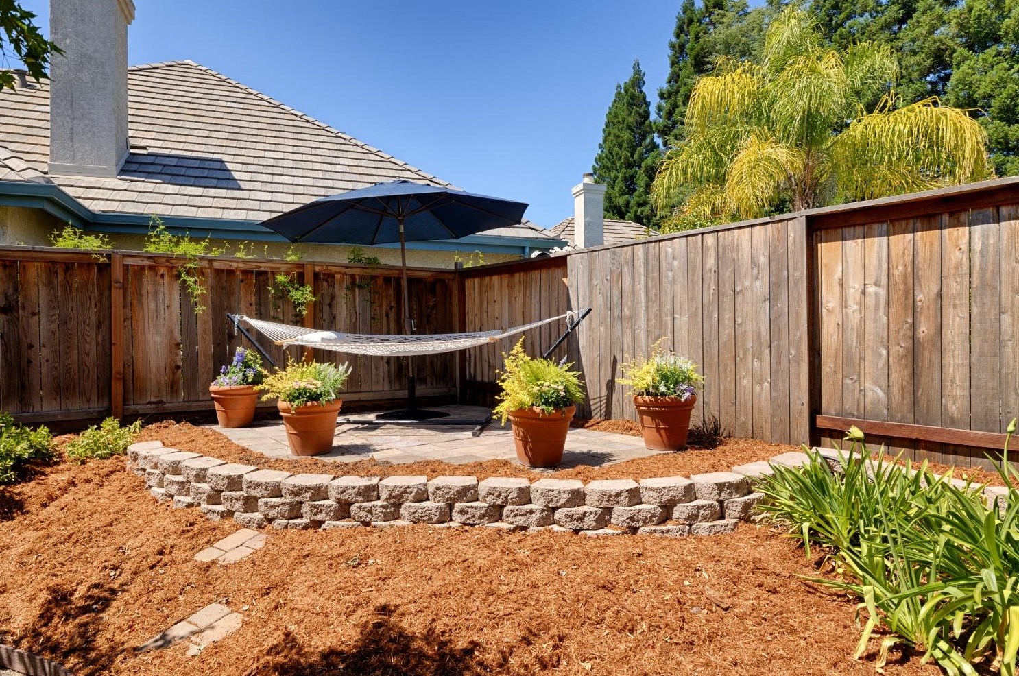 2923 Alder Point Dr, Roseville CA 95661-5181 exterior