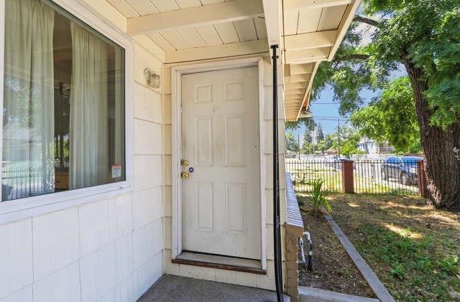 4501 48th St, Sacramento CA  95820-4507 exterior