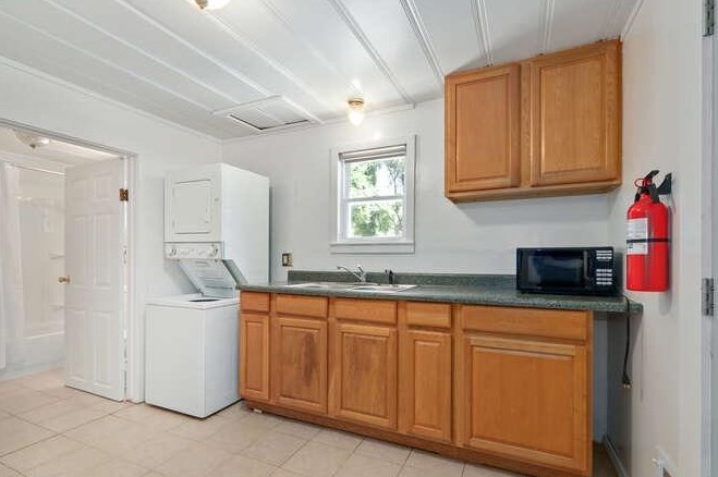 4501 48th St, Sacramento CA  95820-4507 exterior