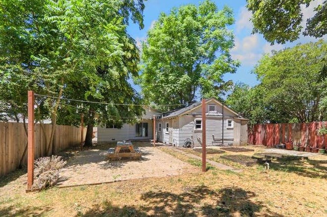 4501 48th St, Sacramento CA  95820-4507 exterior