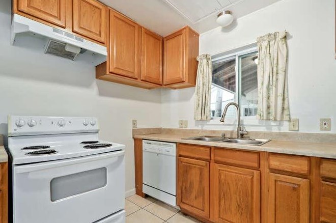 4501 48th St, Sacramento CA  95820-4507 exterior