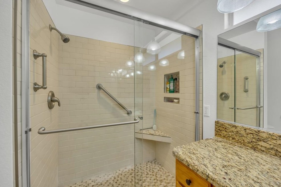 5265 Angelrock Loop, Roseville CA  95747-8251 exterior