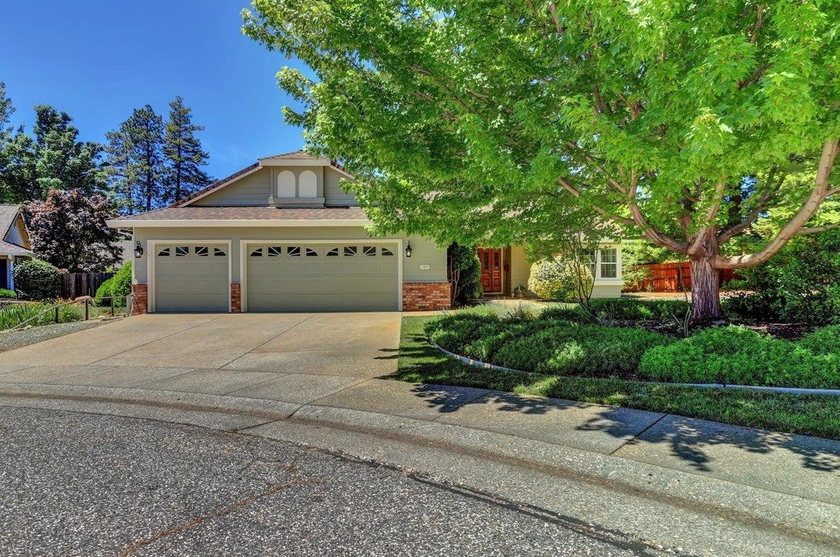 147 Woodcrest Way, Grass Valley, CA 95945-9719