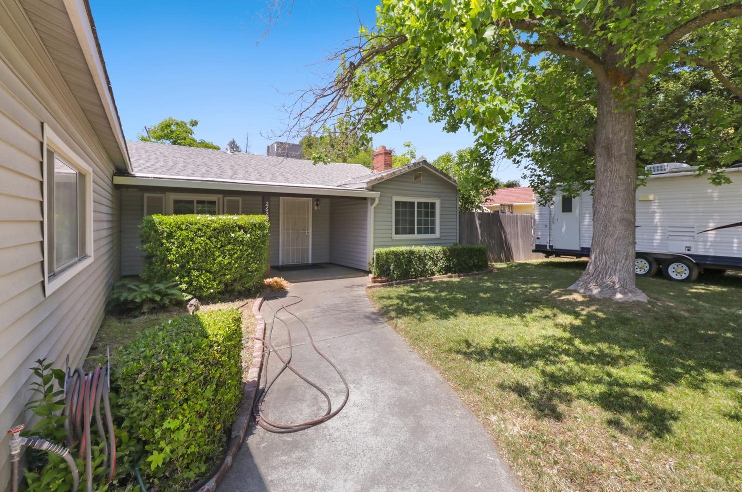 2621 Mission Ave, Carmichael, CA 95608-4674