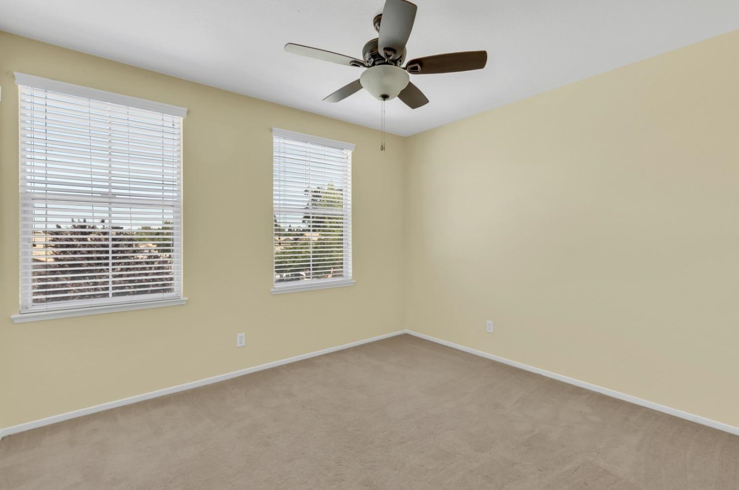 8425 Zachis Way, Sacramento CA  95843-5891 exterior