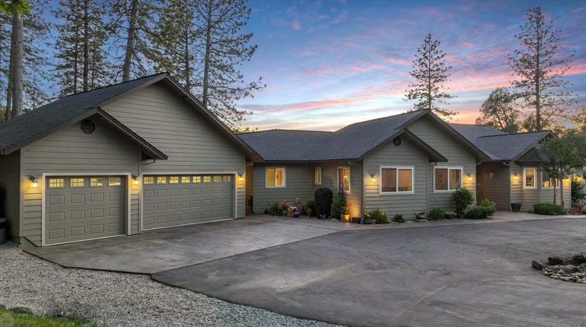 18444 Mika Ln, Sonora, CA 95370