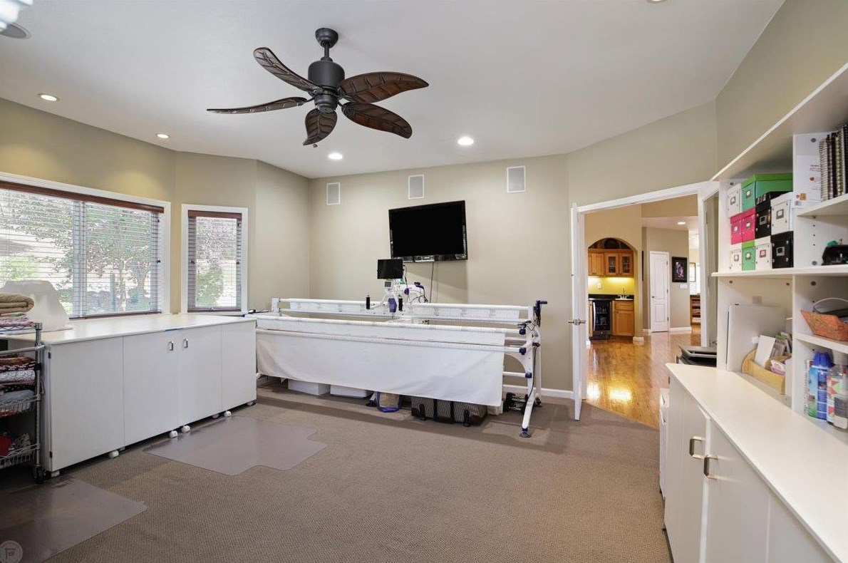 18444 Mika Ln, Sonora CA  95370-8662 exterior