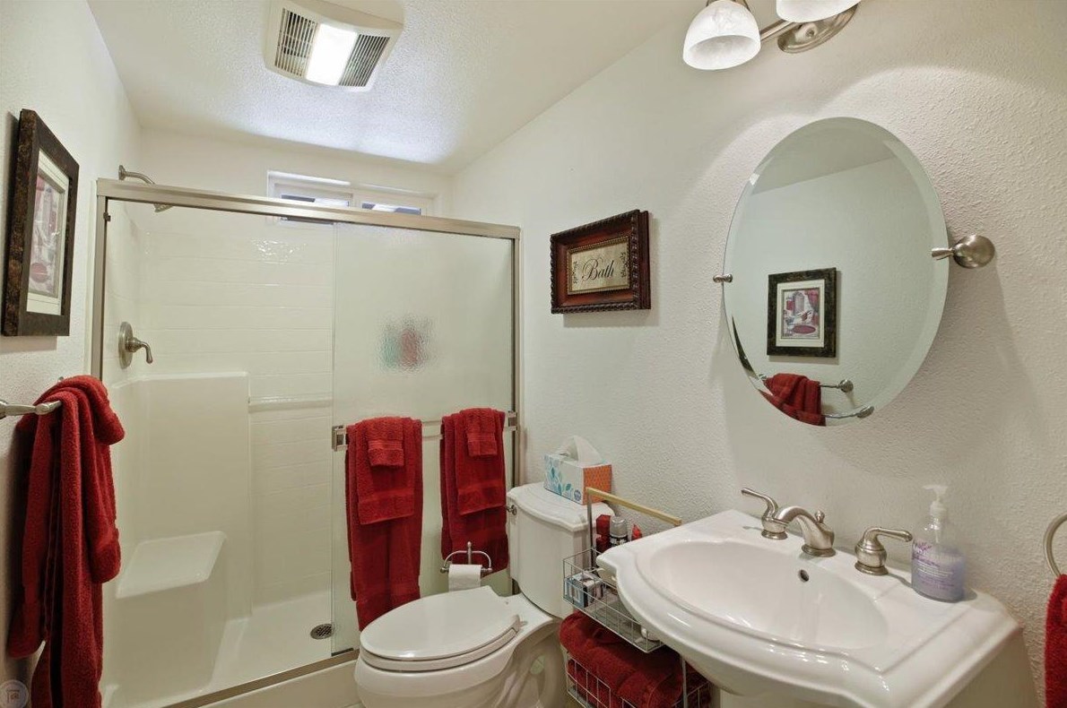 18444 Mika Ln, Sonora CA  95370-8662 exterior