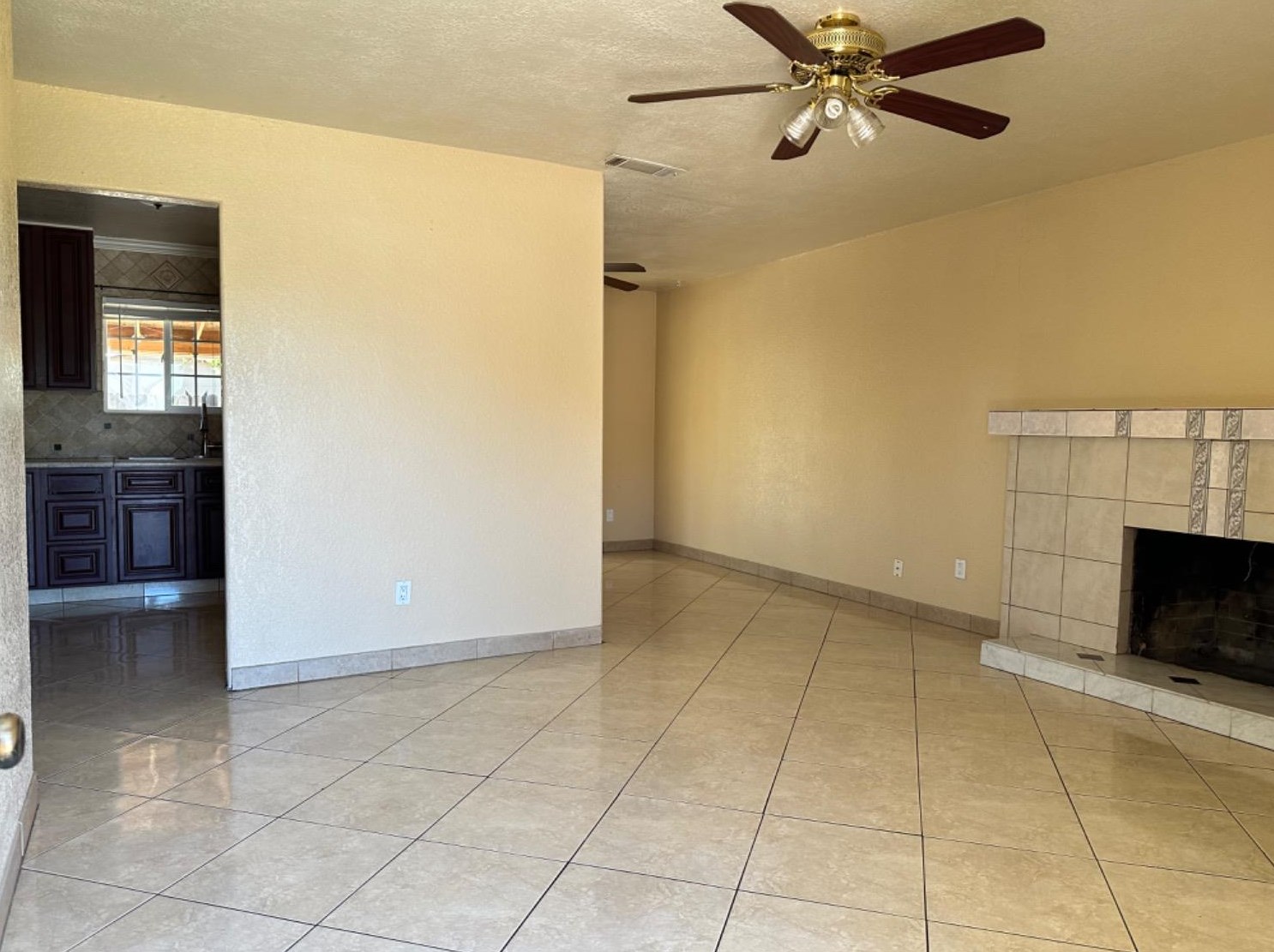 7537 Lemarsh Way, Sacramento, CA 95822-5222