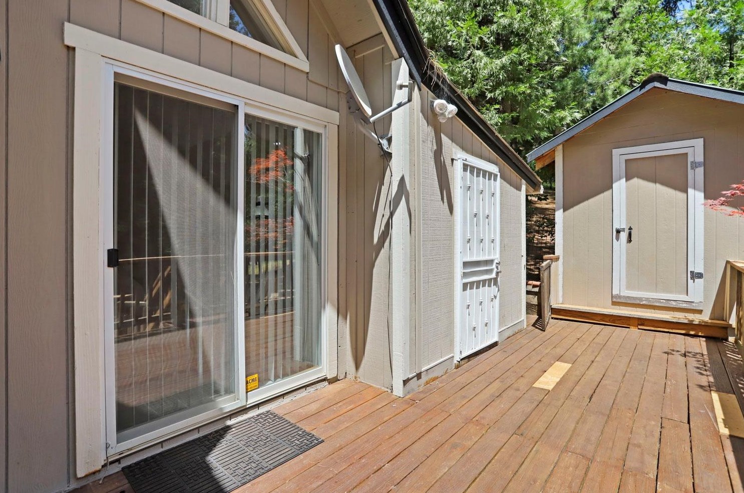 27281 Barton Rd, Pioneer CA  95666-9668 exterior