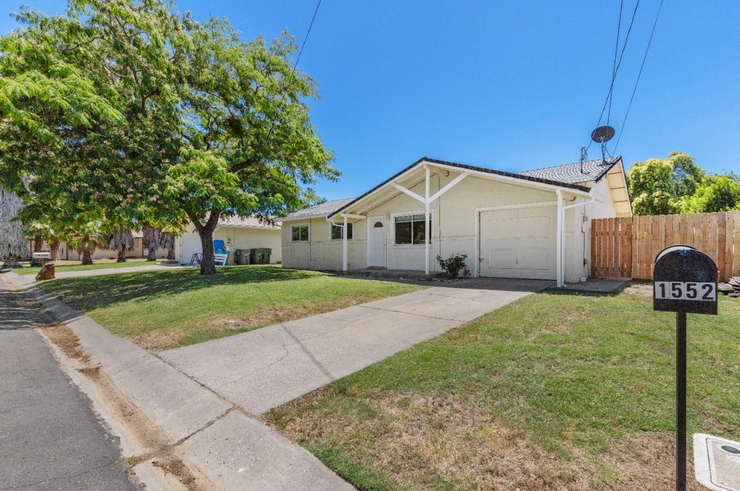 1552 Richards Way, Yuba City, CA 95993-6434