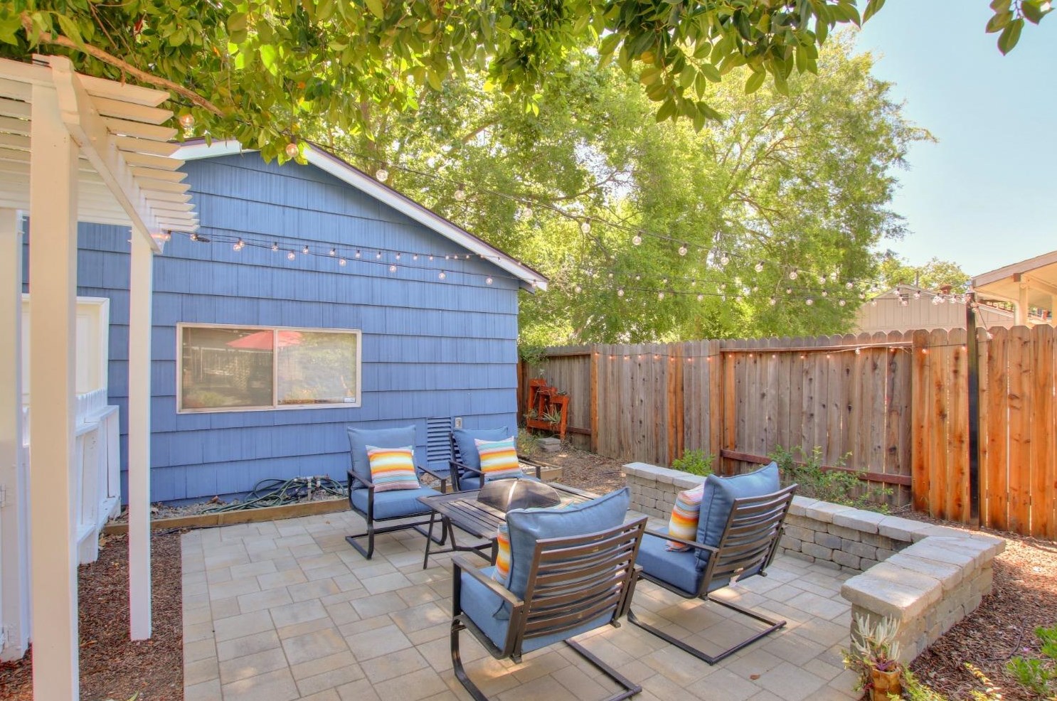4316 55th St, Sacramento CA  95820-4149 exterior