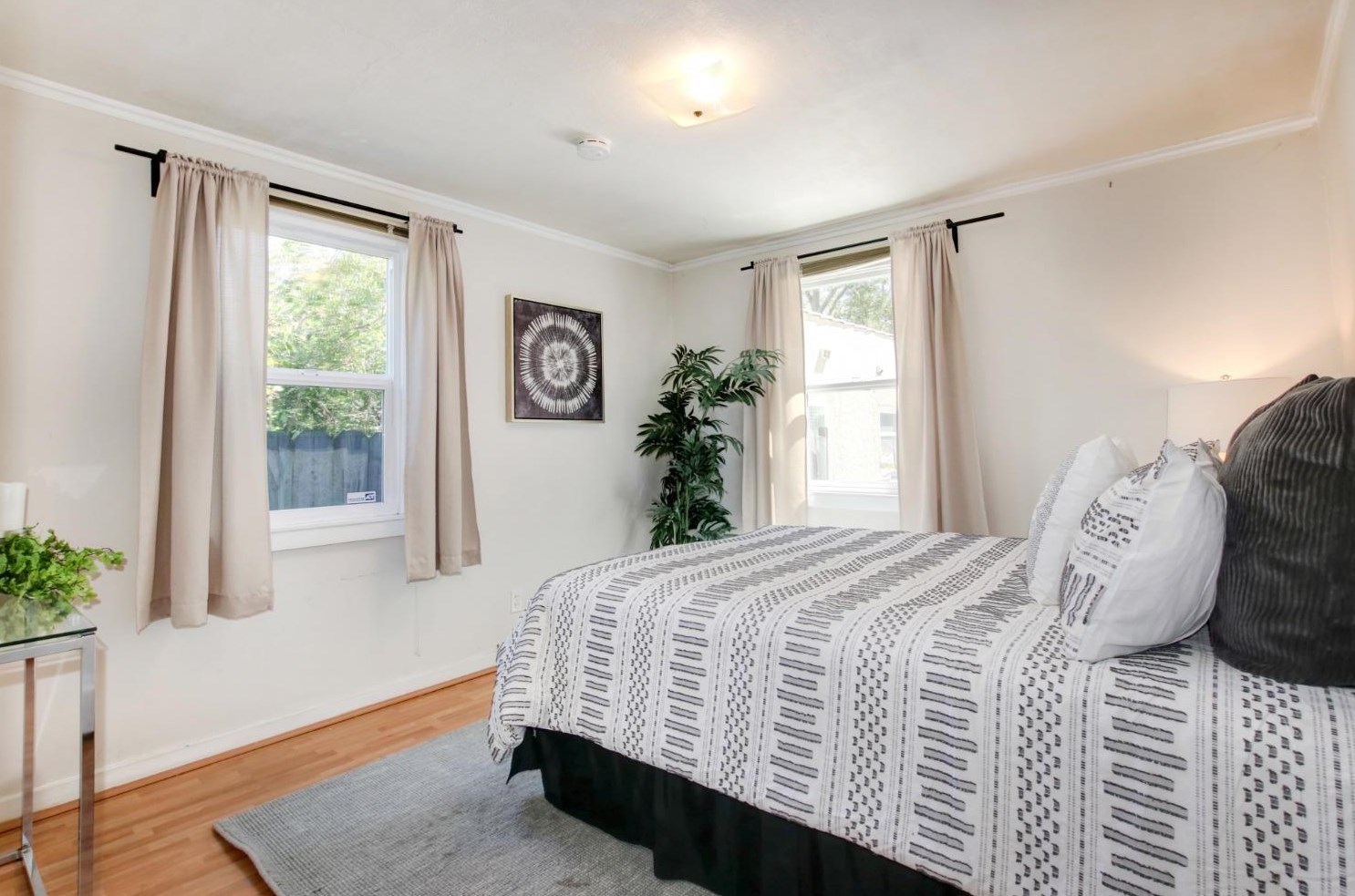 4316 55th St, Sacramento CA  95820-4149 exterior
