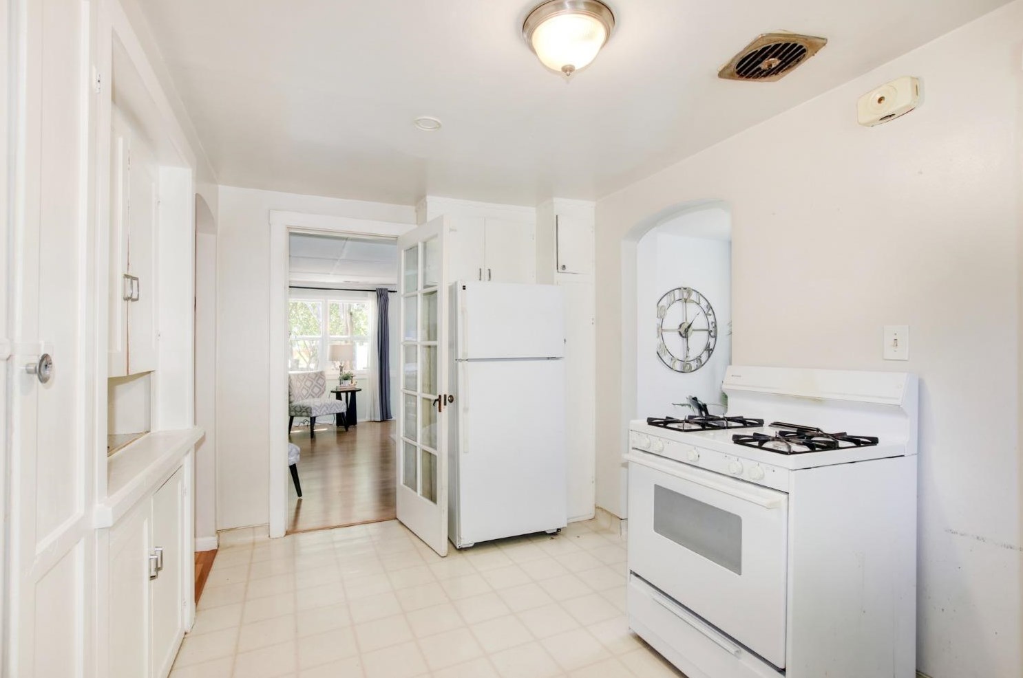 4316 55th St, Sacramento CA  95820-4149 exterior