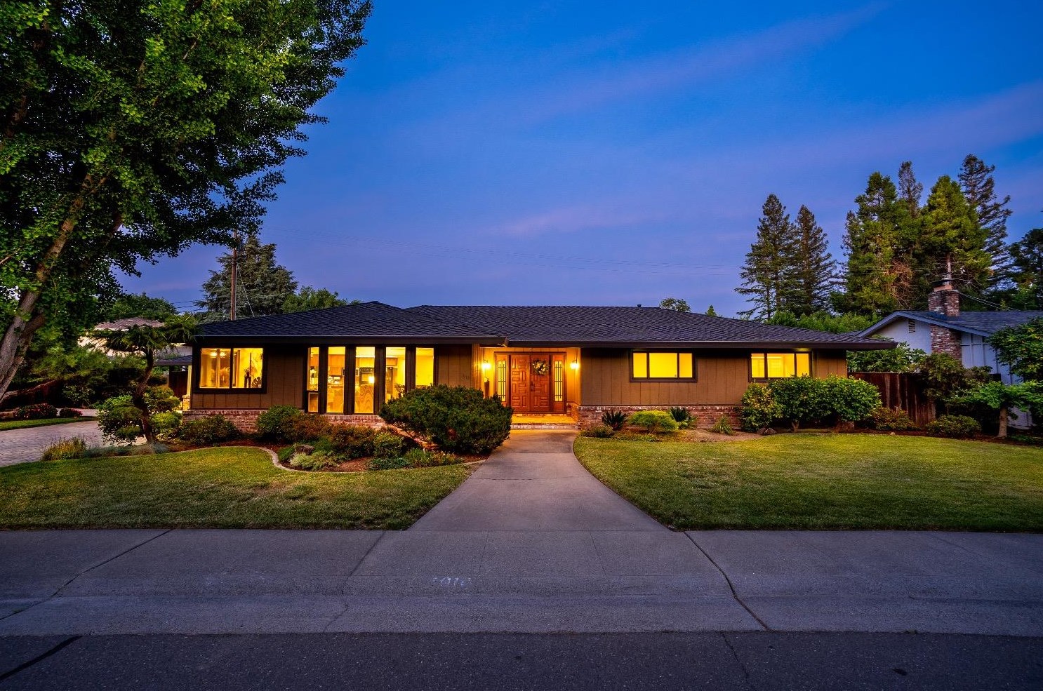 1914 Lambeth Way, Carmichael, CA 95608-5757