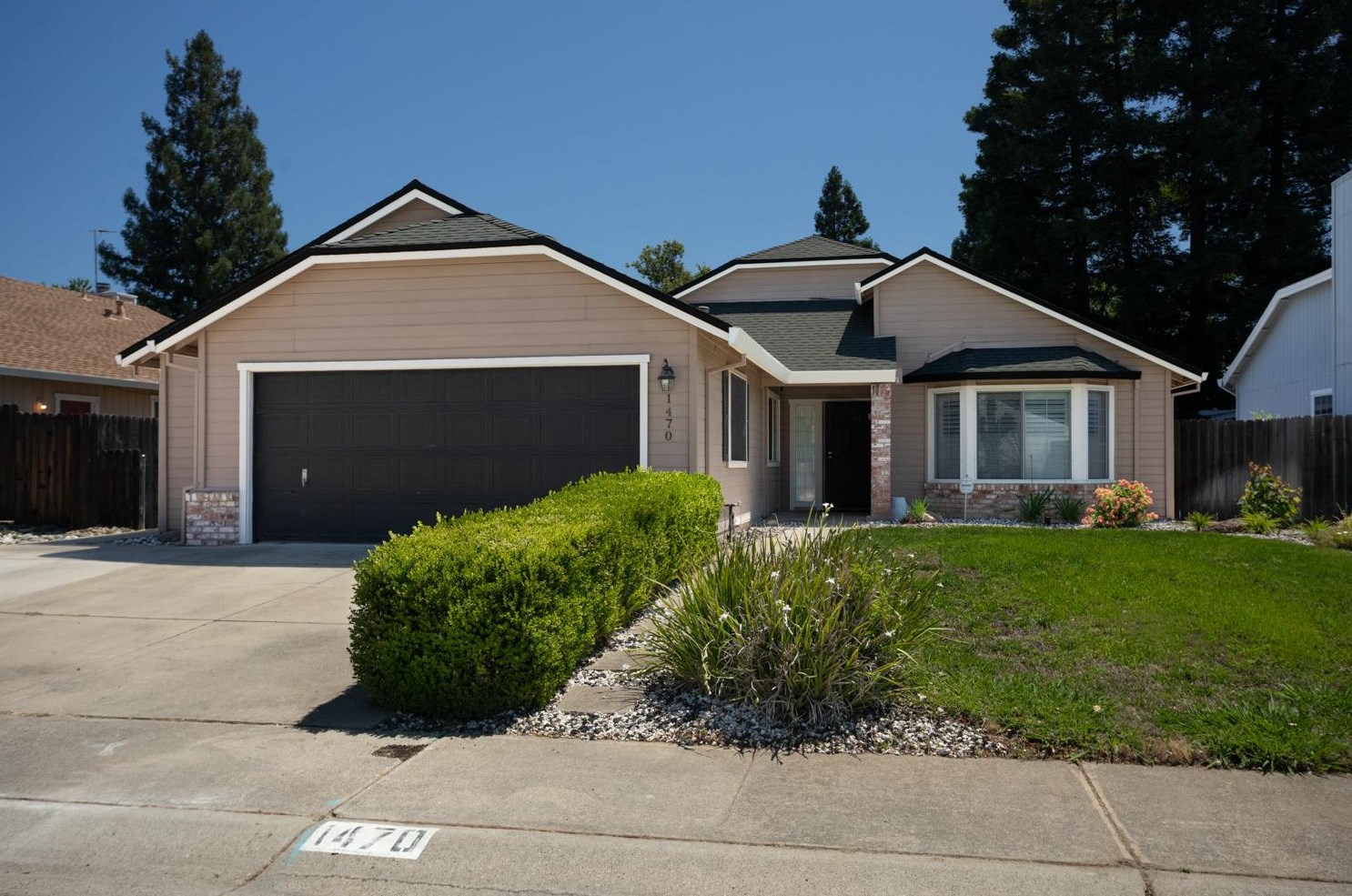1470 Zephyr Dr, Yuba City, CA 95991-7517