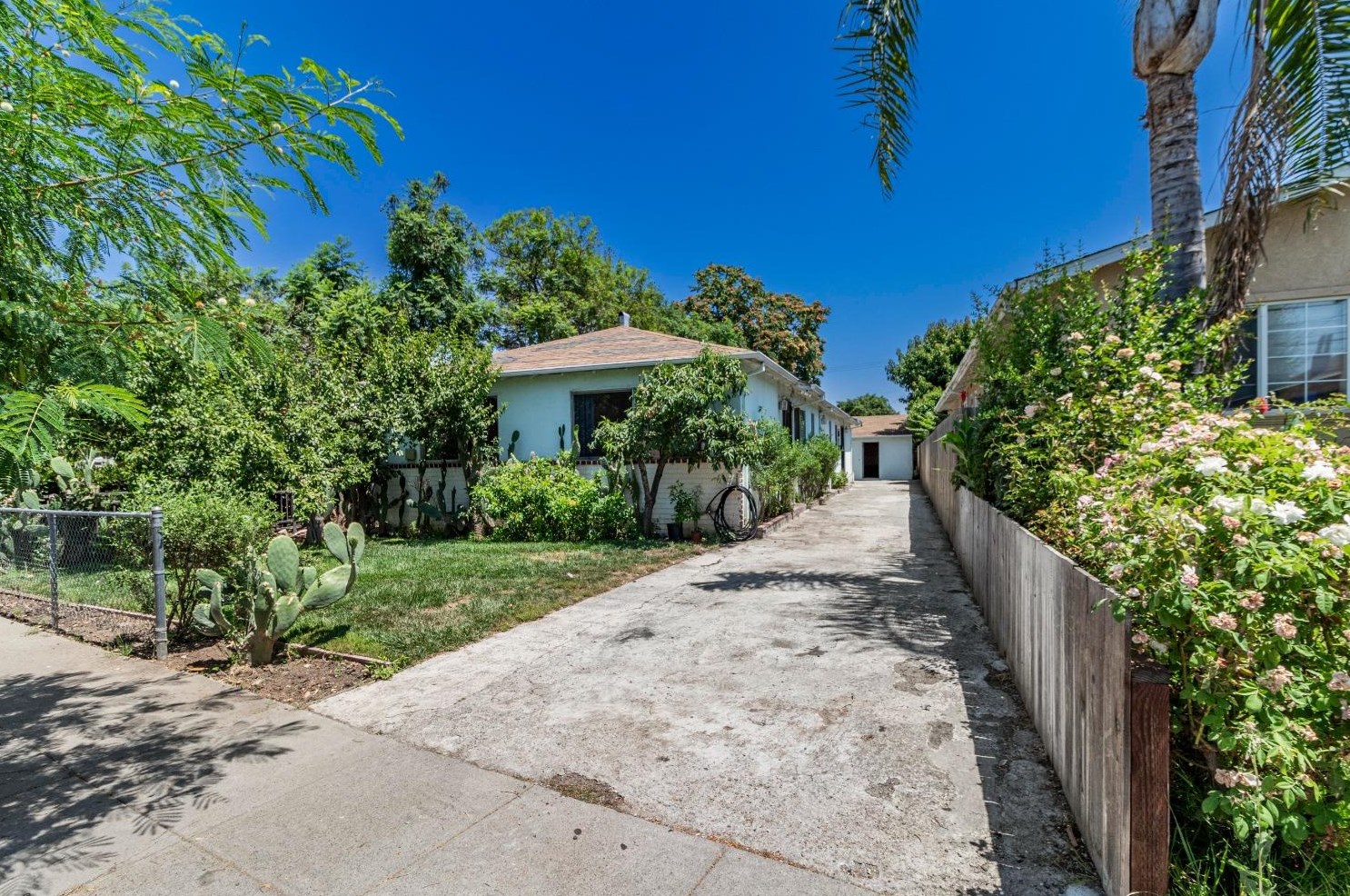 1330 Locust St, San Jose, CA 95110-3321