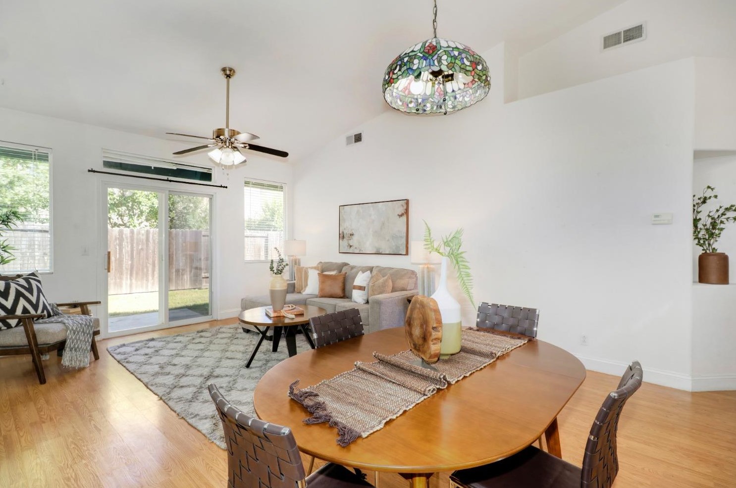 100 Mcnamee Dr, Folsom, CA 95630-3292