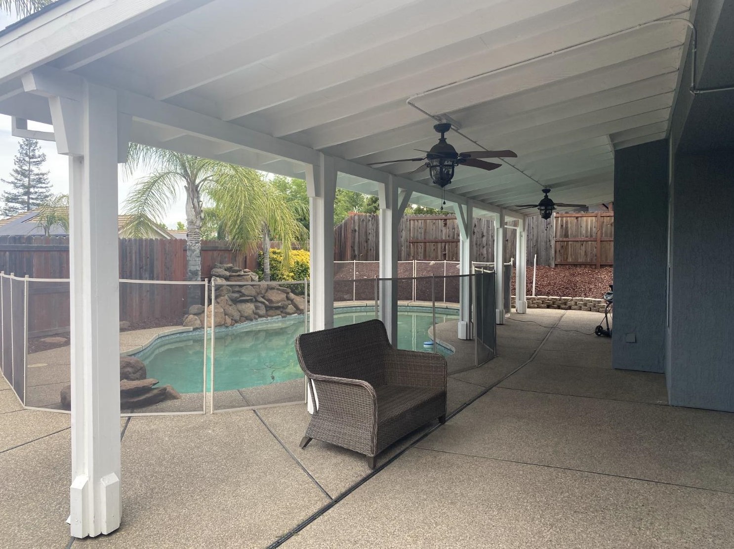 5638 Onyx Dr, Rocklin CA  95677-4742 exterior