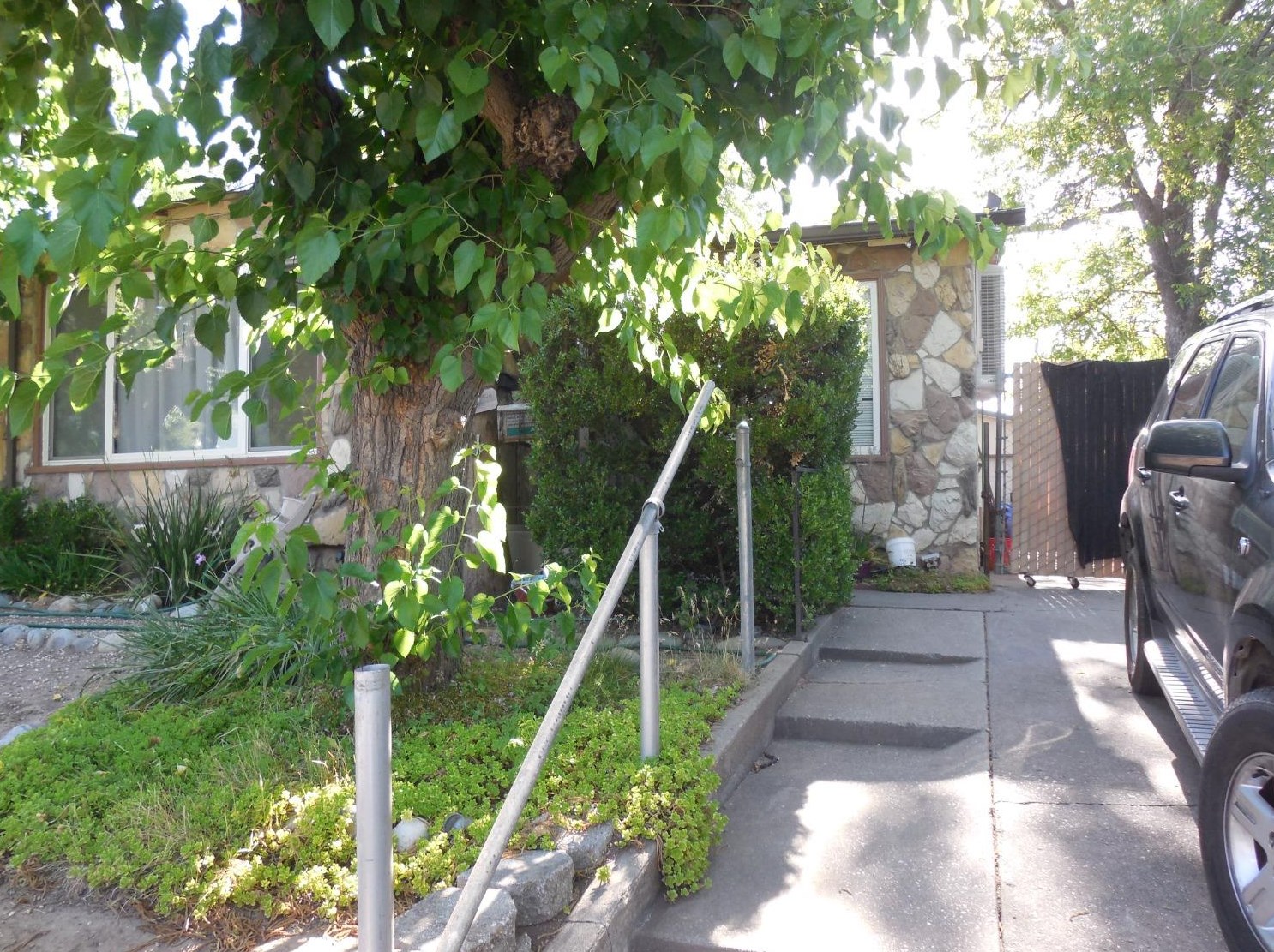 6308 Morazan St, North Highlands, CA 95660-4348