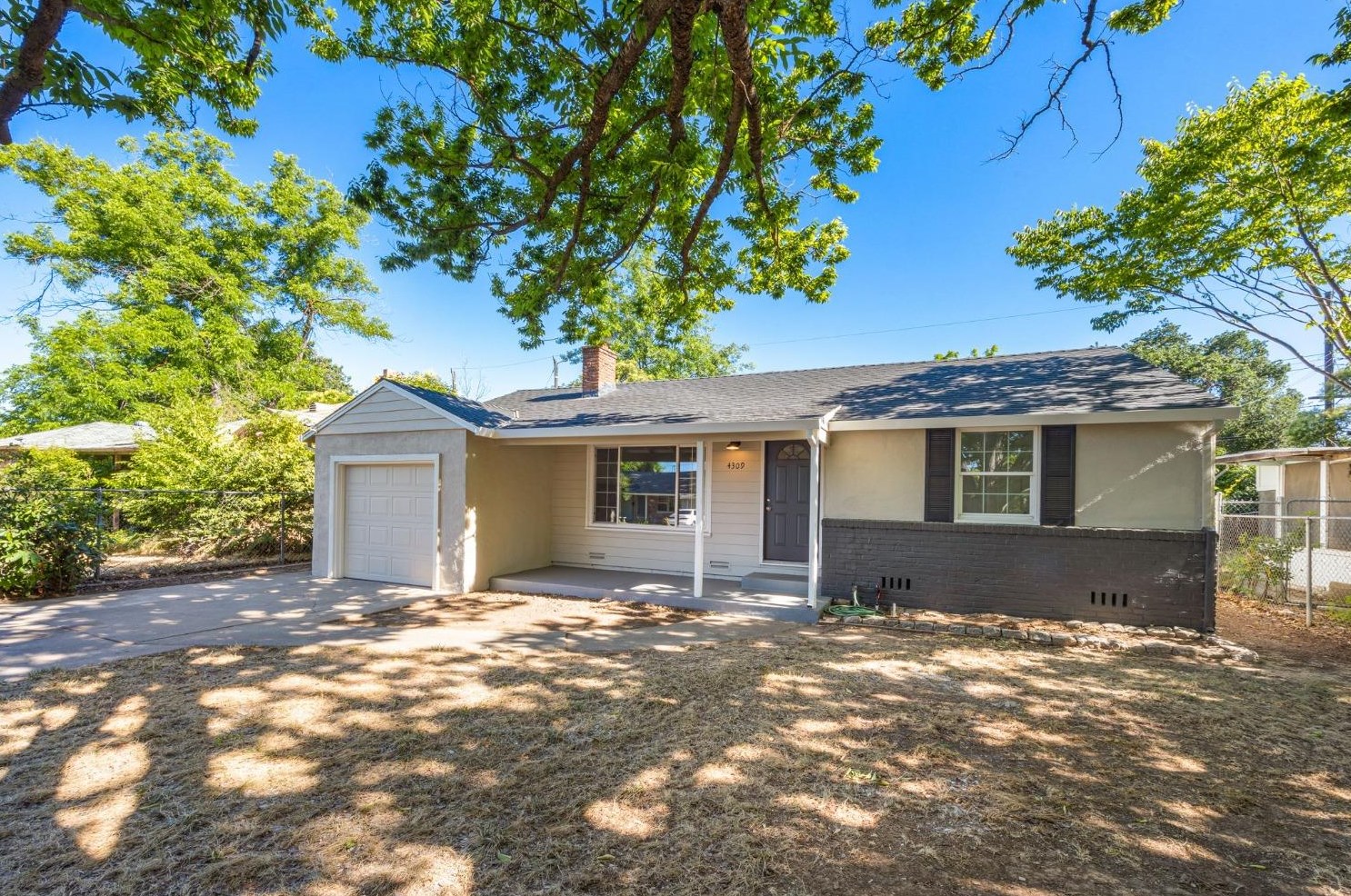 4309 20th Ave, Sacramento, CA 95820-3921